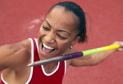 梅西什么时候离开巴塞罗那？梅西要离开巴塞罗那?？